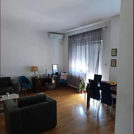 Apartment Apartmane Trg Save Vukosavljeva Novi Sad